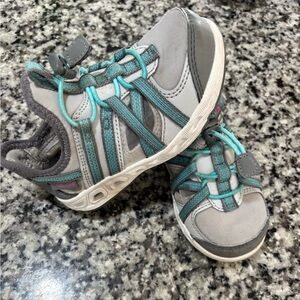 Columbia Kids Sneakers in Gray and Teal